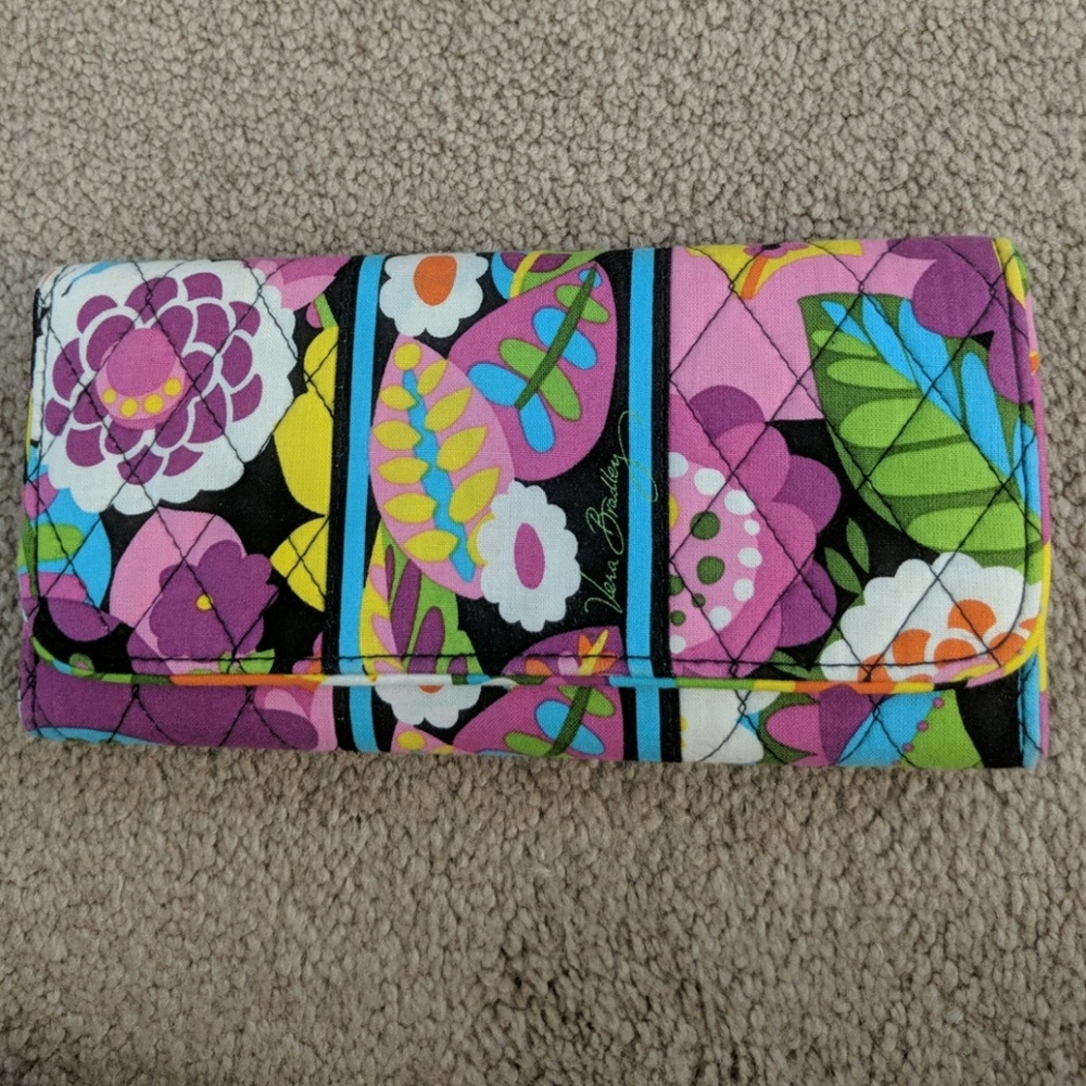 Vera bradley wallet